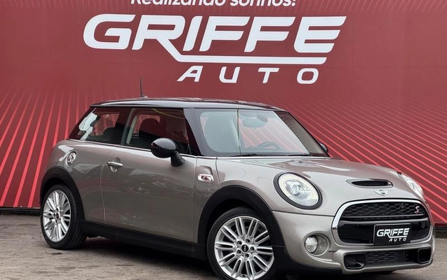 imagem-https://www.socarrao.com.br/sc-vehicle-images-prod/4289779/1791302028189-8526315_9_B_332a03c581.jpeg
