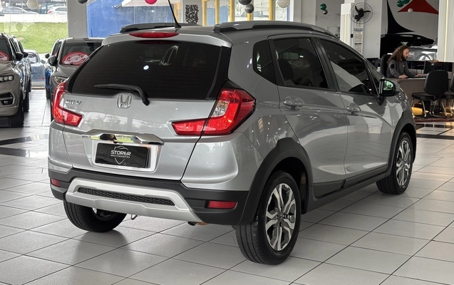 imagem-https://www.socarrao.com.br/sc-vehicle-images-prod/4289783/1791302185457-1_113907.jpg