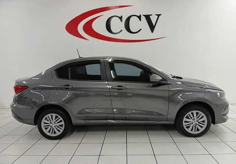 Fiat Cronos DRIVE 1.3 8V Flex 2024 Cinza — foto 1 de 3