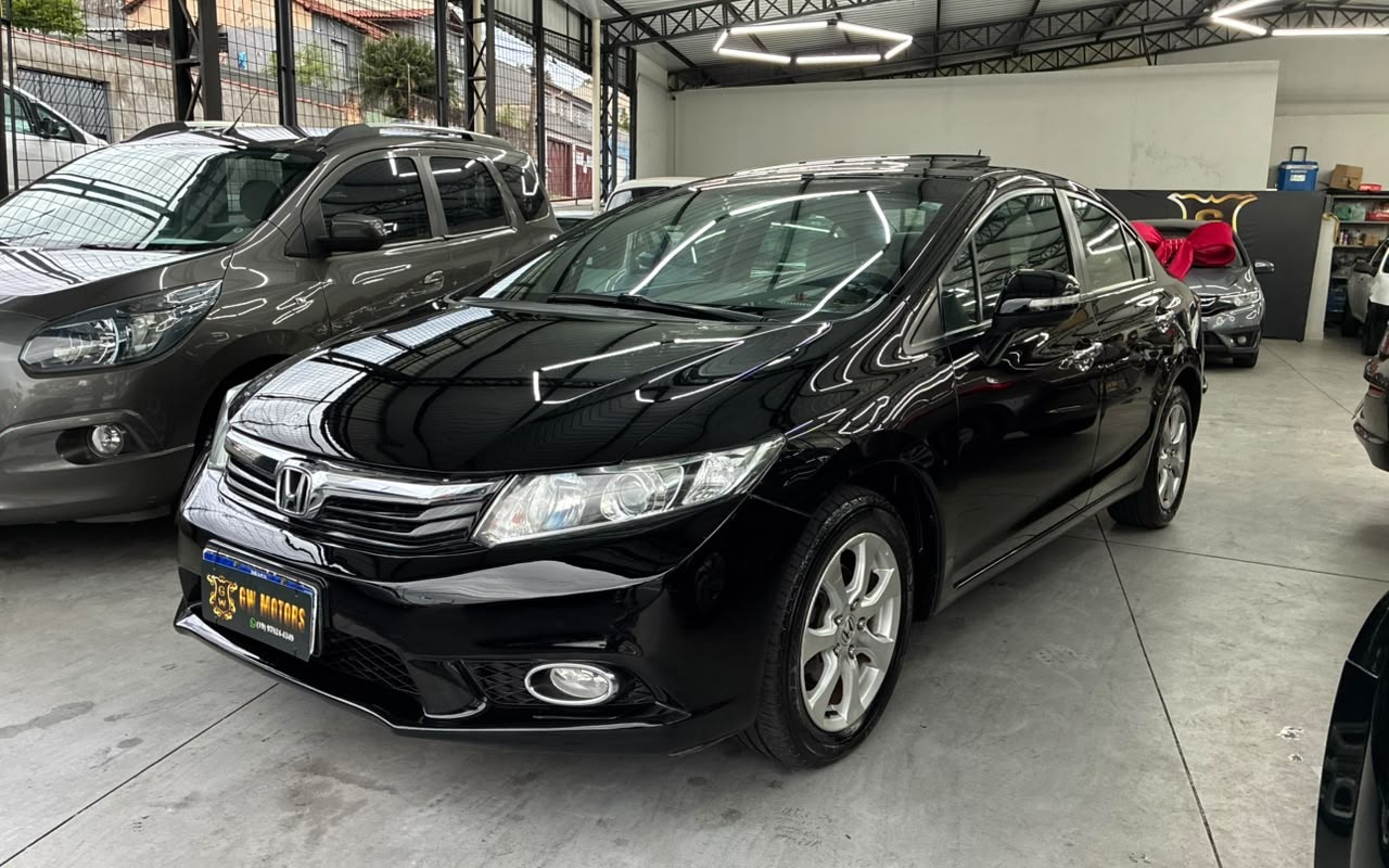 Honda Civic 2012 Preto — foto 1 de 3