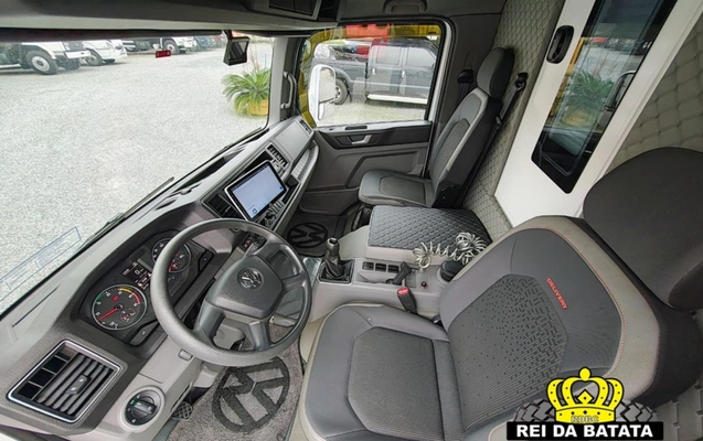 imagem-https://www.socarrao.com.br/sc-vehicle-images-prod/4289922/1791303924752-Ny5qcGc.jpg