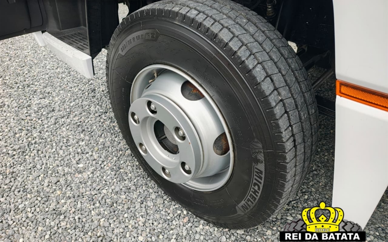 imagem-https://www.socarrao.com.br/sc-vehicle-images-prod/4289922/1791303926582-MTguanBn.jpg