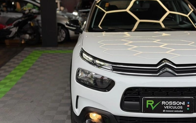 imagem-https://www.socarrao.com.br/sc-vehicle-images-prod/4289931/1791304407992-8547675_0_B_9bef2b4e8b.jpeg