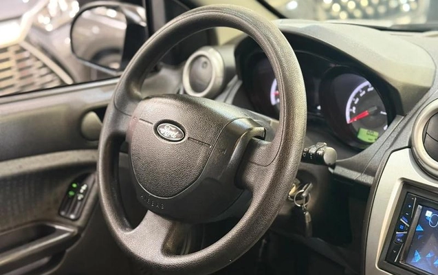 imagem-https://www.socarrao.com.br/sc-vehicle-images-prod/4289986/1791306120782-8520396_6_B_d852dfca4c.jpeg