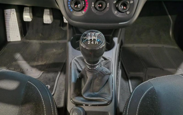 imagem-https://www.socarrao.com.br/sc-vehicle-images-prod/4290027/1791306418692-8533591_19_B_d965701f0f.jpeg