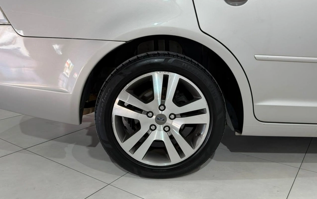 imagem-https://www.socarrao.com.br/sc-vehicle-images-prod/4290041/1791306463787-1044e9b8d09a49faa49a4228d7078dd0_1783963647995.jpg