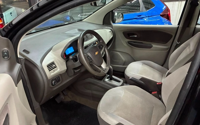 imagem-https://www.socarrao.com.br/sc-vehicle-images-prod/4290074/1791306837023-V2hhdHNBcHAgSW1hZ2UgMjAyNi0xMC0wNiBhdCAxNC4wNy4zNCAoMykuanBlZw.jpeg