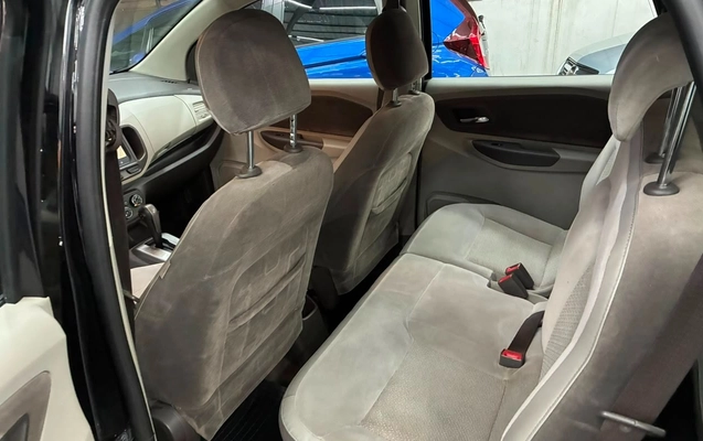 imagem-https://www.socarrao.com.br/sc-vehicle-images-prod/4290074/1791306837099-V2hhdHNBcHAgSW1hZ2UgMjAyNi0xMC0wNiBhdCAxNC4wNy4zNSAoMikuanBlZw.jpeg