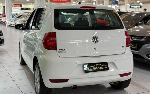 imagem-https://www.socarrao.com.br/sc-vehicle-images-prod/4290101/1791306916317-8439438_4_B_db3f32c9c7.jpeg