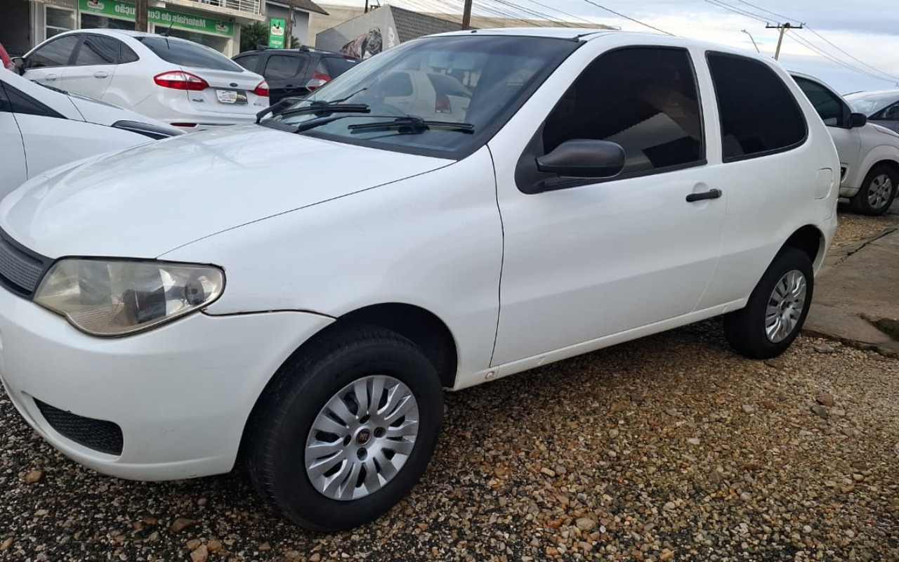 Fiat Palio 2009 Branco — foto 1 de 3