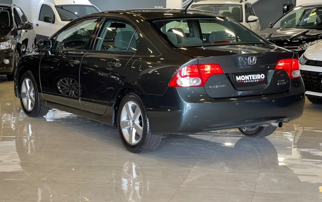 imagem-https://www.socarrao.com.br/sc-vehicle-images-prod/4290178/1791307513370-11_022443.jpg