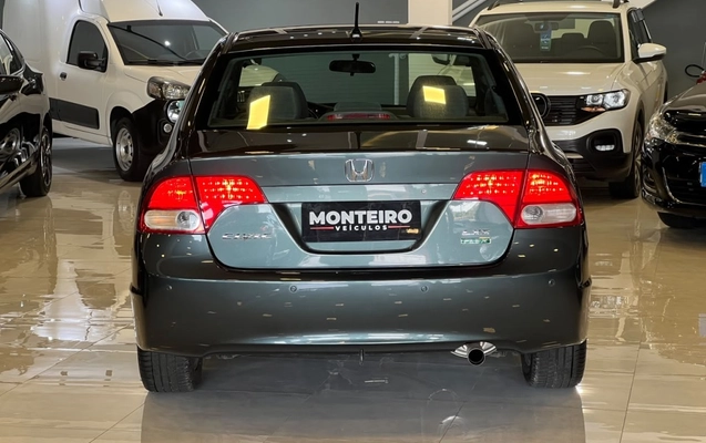 imagem-https://www.socarrao.com.br/sc-vehicle-images-prod/4290178/1791307513371-4_022443.jpg