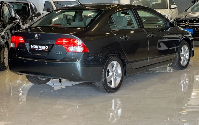 imagem-https://www.socarrao.com.br/sc-vehicle-images-prod/4290178/1791307513374-13_022444.jpg