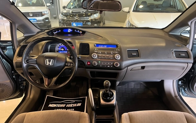 imagem-https://www.socarrao.com.br/sc-vehicle-images-prod/4290178/1791307513378-6_022443.jpg