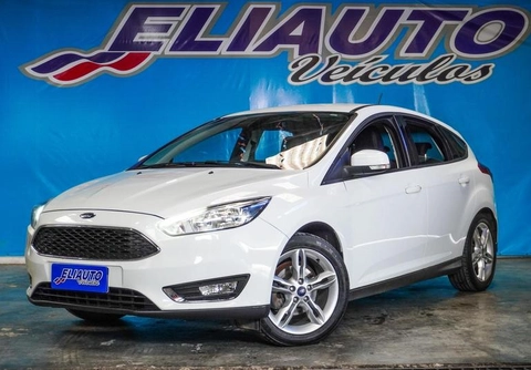Ford Focus 2018 Branco — foto 1 de 3