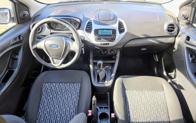 imagem-https://www.socarrao.com.br/sc-vehicle-images-prod/4290232/1791307840175-0c61cd09-e5c6-4fdb-a37c-1e93d48b69fe.jpeg