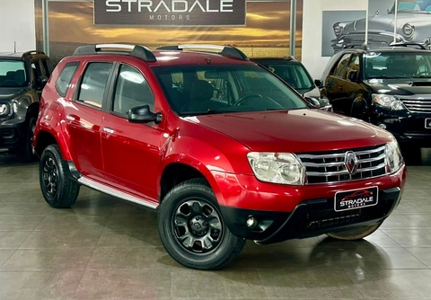 Renault Duster 2012 Vermelho — foto 1 de 3