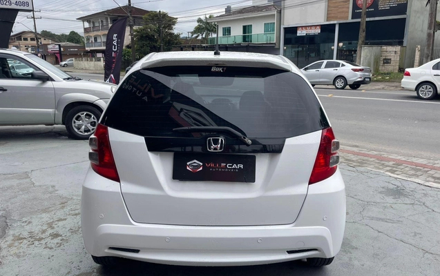 imagem-https://www.socarrao.com.br/sc-vehicle-images-prod/4290269/1791308083478-3fa16c46c96c46259ab2c9e7a843589e_1756840544869.jpeg