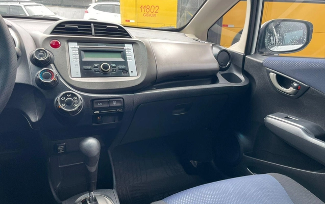 imagem-https://www.socarrao.com.br/sc-vehicle-images-prod/4290269/1791308083484-1a97677d81bd4ae0bd4fb6ab6f4f1570_1756840544852.jpeg