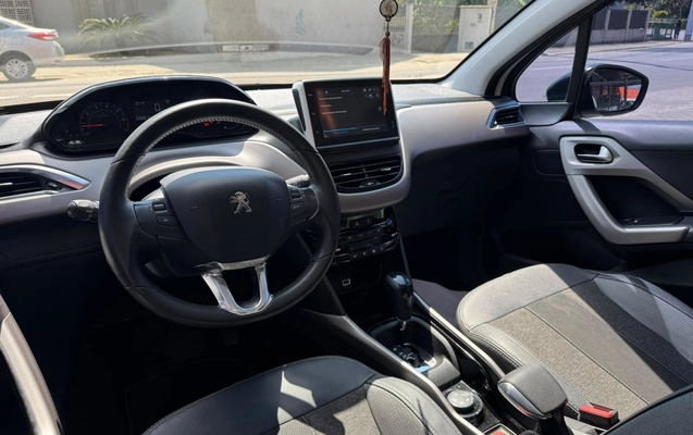 imagem-https://www.socarrao.com.br/sc-vehicle-images-prod/4290292/1791308194177-4fca373f-f9e4-4b16-8ec5-4f832de201c4.jpg