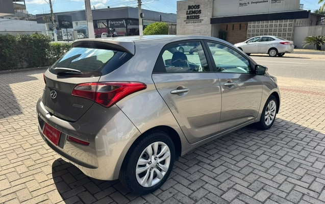 imagem-https://www.socarrao.com.br/sc-vehicle-images-prod/4290294/1791308213619-e6cd3880-561e-4c12-b5a4-da8e2a360005.jpg