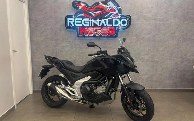 imagem-https://www.socarrao.com.br/sc-vehicle-images-prod/4290341/1791308469530-8537134_1_B_6f7b2967d9.jpeg
