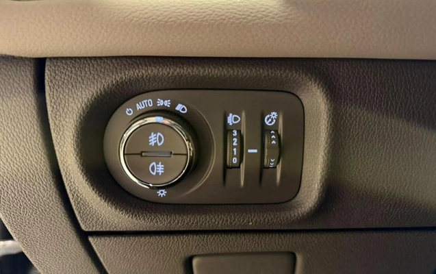 imagem-https://www.socarrao.com.br/sc-vehicle-images-prod/4290526/1791319658973-8516887_2_B_8bf93c1466.jpeg