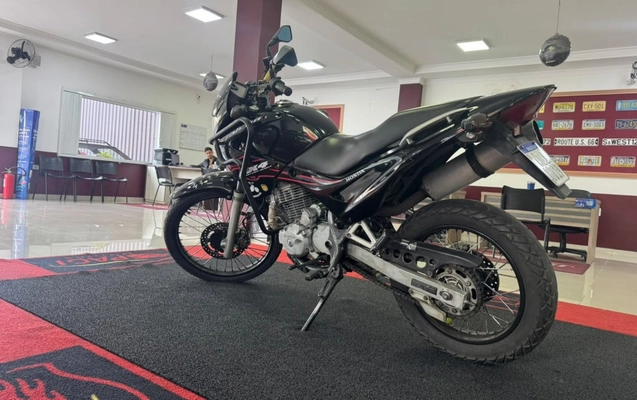 imagem-https://www.socarrao.com.br/sc-vehicle-images-prod/4290527/1792168186018-vehicle_image_1792168135_ae4ea01c6fb1d9f5f8d25db04338ce0d.jpeg