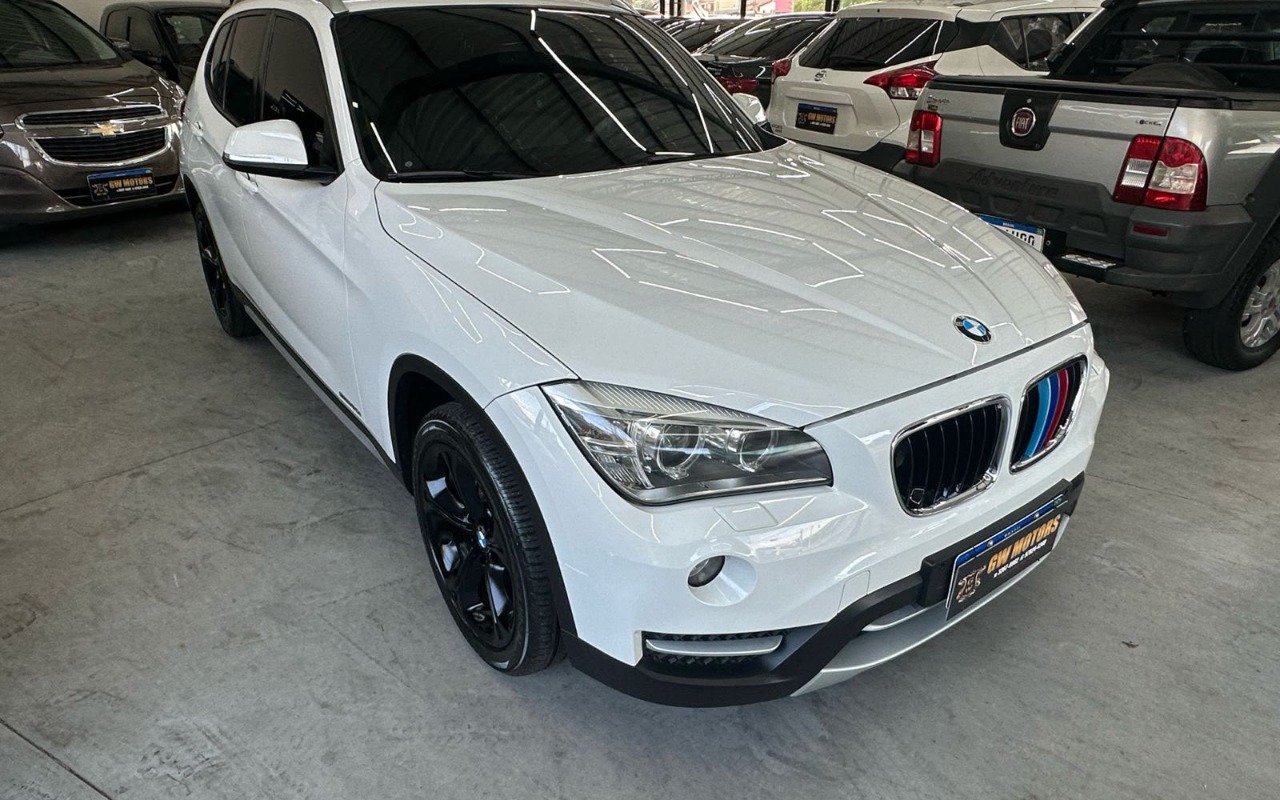 imagem-https://www.socarrao.com.br/sc-vehicle-images-prod/4290533/1791309306089-V2hhdHNBcHAgSW1hZ2UgMjAyNi0xMC0wNiBhdCAxNC4zNS41NSAoMSkuanBlZw.jpeg
