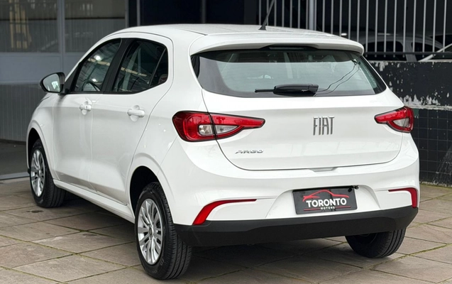imagem-https://www.socarrao.com.br/sc-vehicle-images-prod/4290555/1791309506279-7AW1xQVzhoArTDfQT4cZYv5JzZmicIJP.jpg
