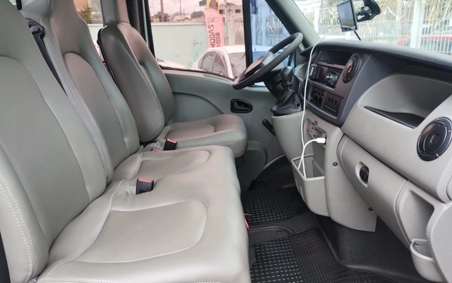 imagem-https://www.socarrao.com.br/sc-vehicle-images-prod/4290570/1791311348195-OGQyNTEwY2YtYjk1Mi00NmQxLTk5NzEtODMxYjUxOTcyODI5LmpwZWc.jpeg