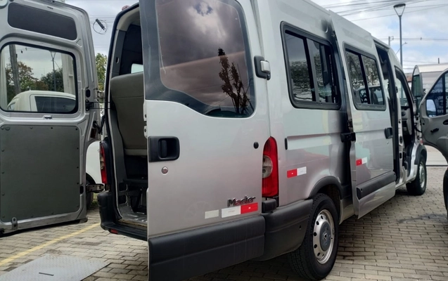 imagem-https://www.socarrao.com.br/sc-vehicle-images-prod/4290570/1791311348799-NjgyMjAzMDMtODZkZi00NGQ5LWFlNjktYjYxN2IzNDVhODAzLmpwZWc.jpeg