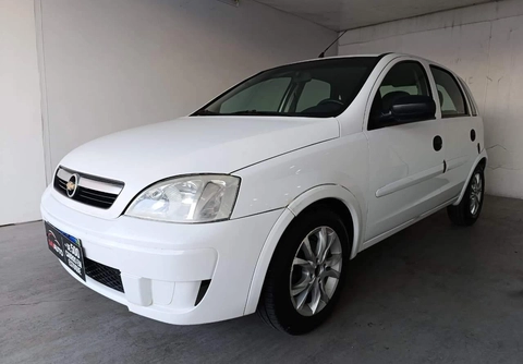 Chevrolet Corsa 2011 Branco — foto 1 de 3