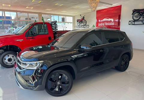 Volkswagen Taos 2024 Preto — foto 1 de 3