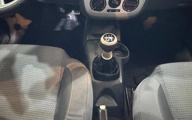 imagem-https://www.socarrao.com.br/sc-vehicle-images-prod/4290598/1791309809596-8548173_0_B_930f73397a.jpeg