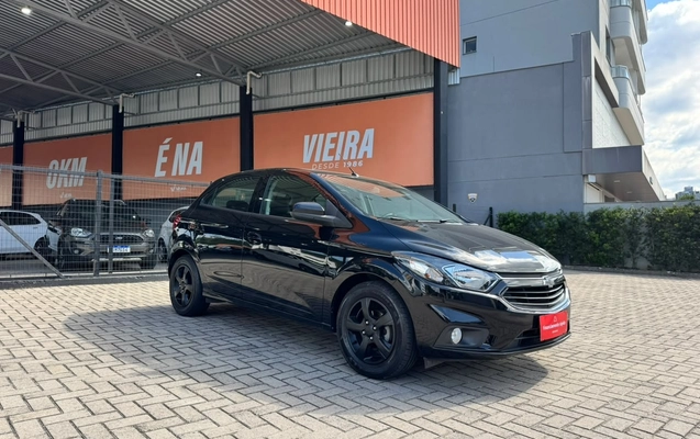 imagem-https://www.socarrao.com.br/sc-vehicle-images-prod/4290599/1791309811917-4144ea80-5a32-4cfa-969a-af43a51f45af.jpg