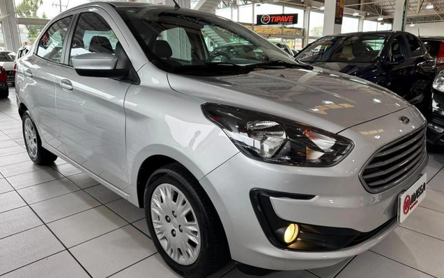 imagem-https://www.socarrao.com.br/sc-vehicle-images-prod/4290600/1791309826895-8448527_9_B_96d5f34ff8.jpeg