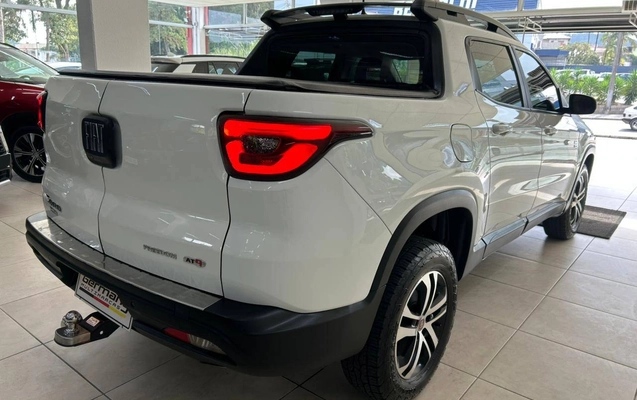 imagem-https://www.socarrao.com.br/sc-vehicle-images-prod/4290859/1791310708911-2d5ae055d4204a8eb67d6d05c9eee1d6_1791309929863.jpg