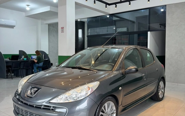 imagem-https://www.socarrao.com.br/sc-vehicle-images-prod/4291007/1791311249328-eff06b1431eb4c24b383009f93c43ca7_1791311066973.jpg