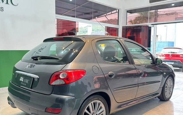 imagem-https://www.socarrao.com.br/sc-vehicle-images-prod/4291007/1791311249329-03843ce7ca434197bb644cc2616cc343_1791311066978.jpg