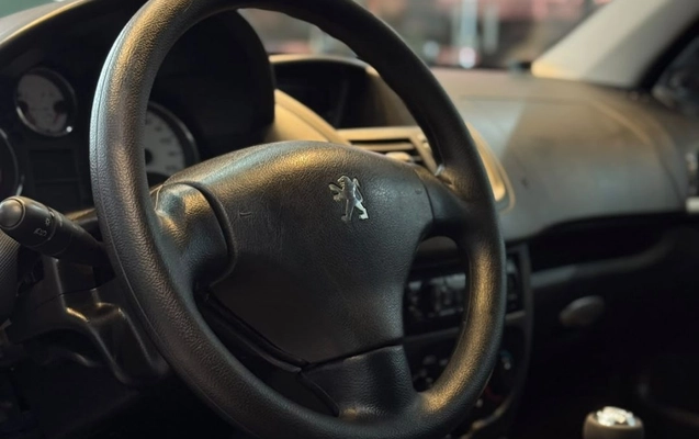 imagem-https://www.socarrao.com.br/sc-vehicle-images-prod/4291007/1791311249337-243408f7ce02449b99b20dad7d18df83_1791311067015.jpg