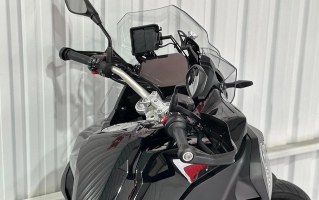 imagem-https://www.socarrao.com.br/sc-vehicle-images-prod/4291053/1791311697894-01156eca550d46c7b7339db03a3cc010_1791311508704.jpg