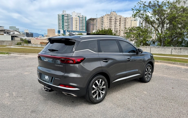 imagem-https://www.socarrao.com.br/sc-vehicle-images-prod/4291106/1791311788897-2d6e1e3df1744cf8ad334724cd3c06d8_1790557356408.jpg
