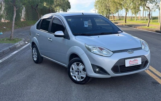imagem-https://www.socarrao.com.br/sc-vehicle-images-prod/4291117/1792441504957-8540968_1_B_6fd7eb54b8.jpeg