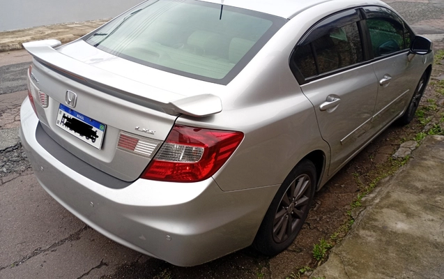 imagem-https://www.socarrao.com.br/sc-vehicle-images-prod/4291146/1791312149698-SU1HXzIwMjYwOTA5XzEzMDYxNTY0NF9NRk5SfjIuanBn.jpg