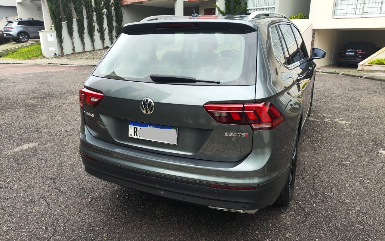 imagem-https://www.socarrao.com.br/sc-vehicle-images-prod/4291205/1791917440789-OGEzODgxZjYtNWJlNy00ZmMzLThjNDMtODkzYWQyZjc2MGNmLmpwZw.jpg