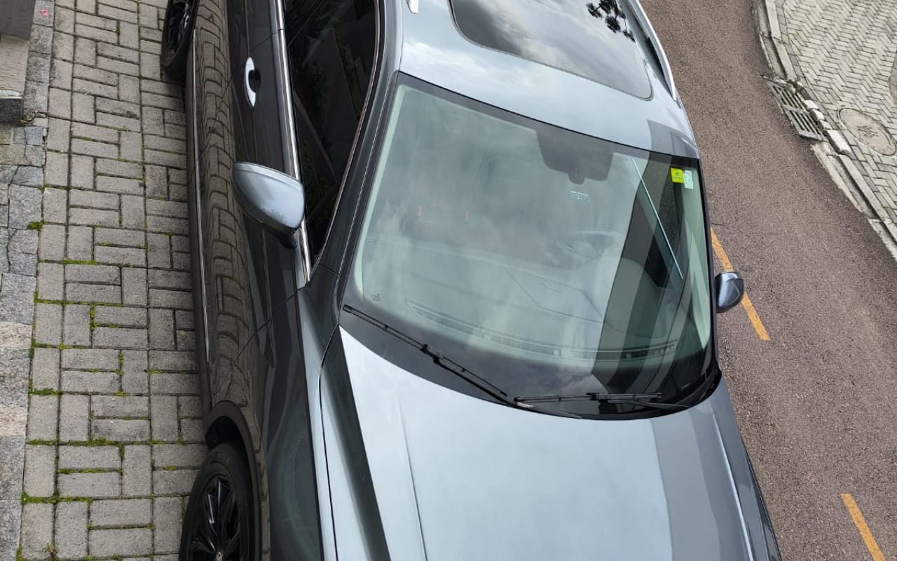 imagem-https://www.socarrao.com.br/sc-vehicle-images-prod/4291205/1792410409425-NTFiYWMwMjktNDhlOS00YmIzLTg3MDktOGVmNmU2ZmU5OGI4LmpwZw.jpg