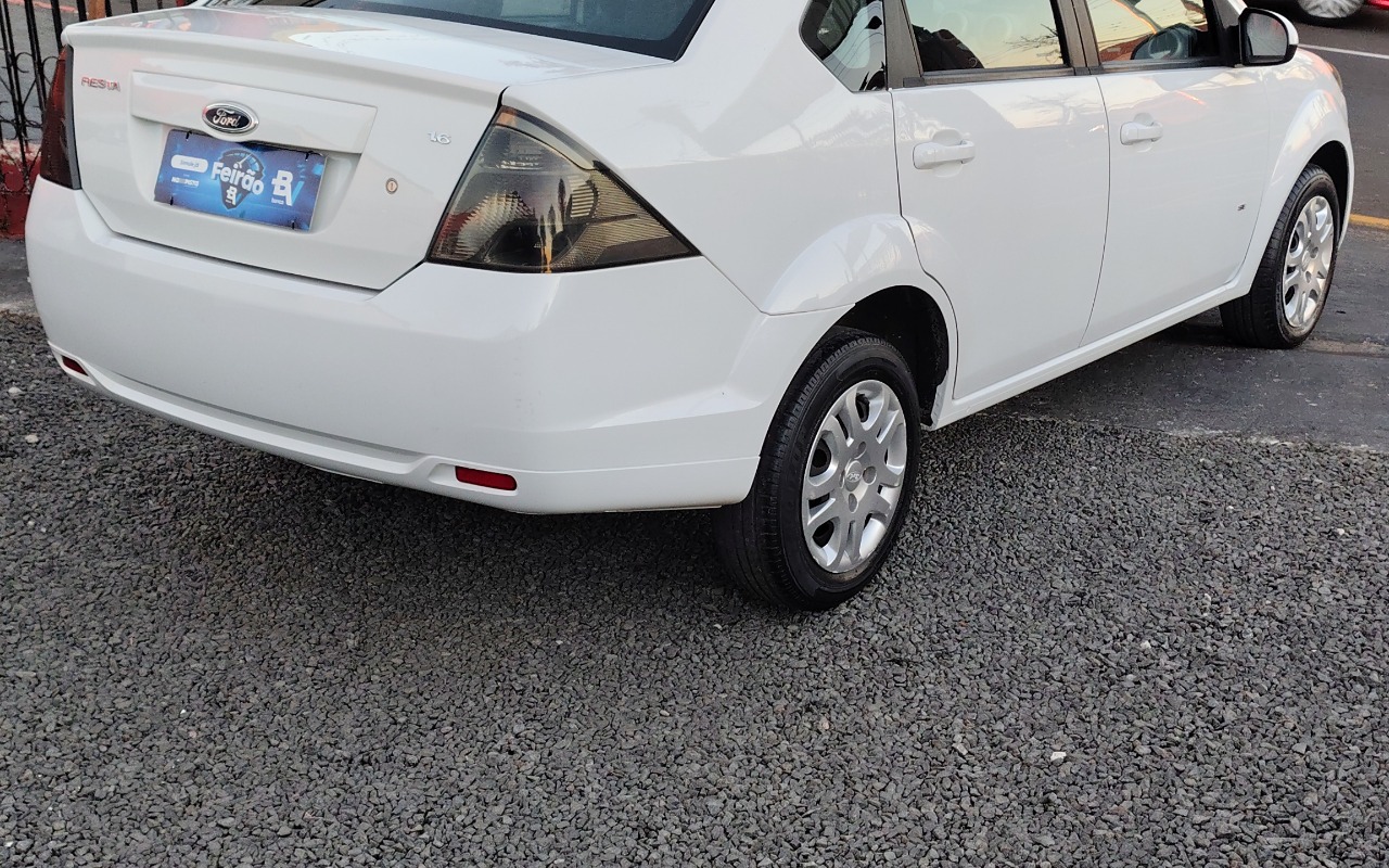 imagem-https://www.socarrao.com.br/sc-vehicle-images-prod/4291214/1791312150213-SU1HXzIwMjYwOTAyXzE4MDM1NDUxNl9IRFIuanBn.jpg
