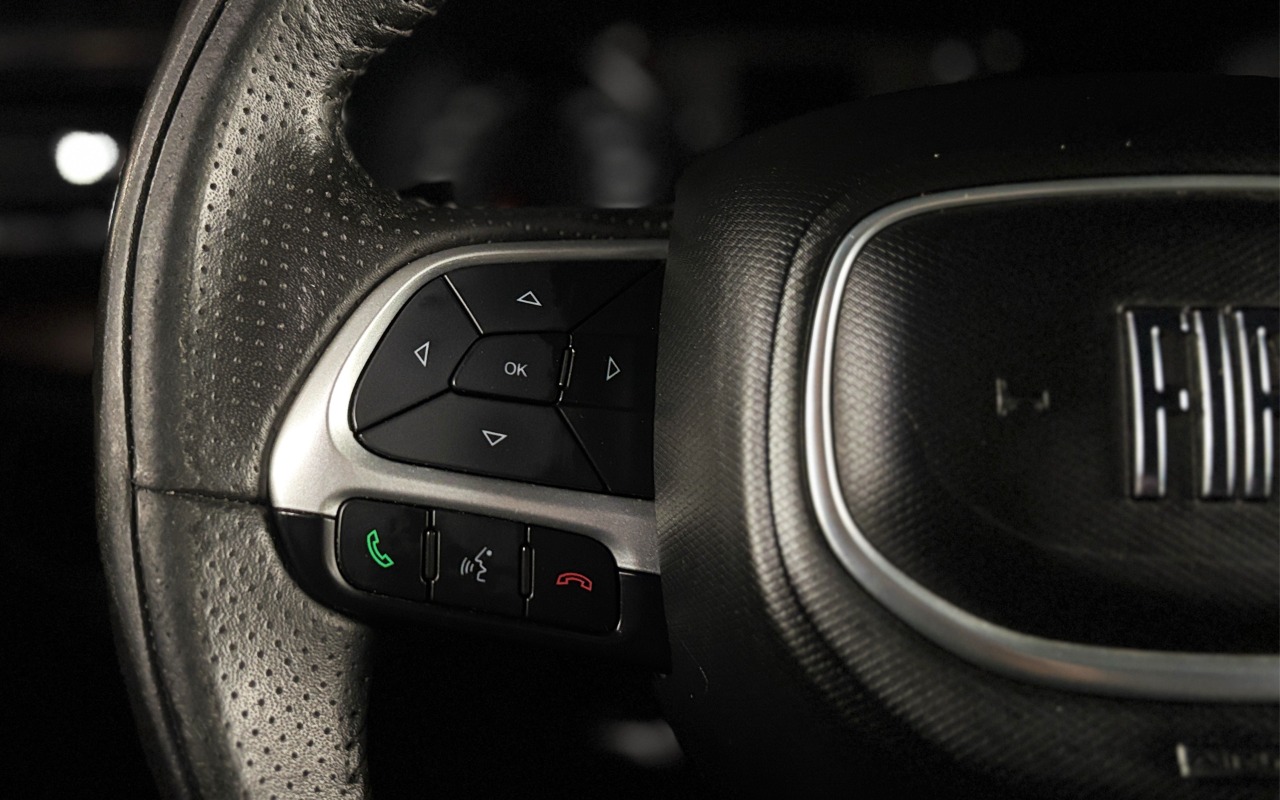 imagem-https://www.socarrao.com.br/sc-vehicle-images-prod/4291217/1791312245333-MDEyLmpwZw.jpg