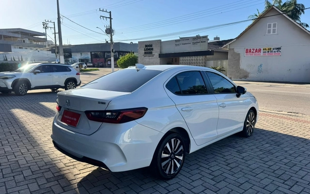 imagem-https://www.socarrao.com.br/sc-vehicle-images-prod/4291224/1791312355889-4b15ccc2-c6a1-47b9-b5d3-529fa7a700c0.jpg